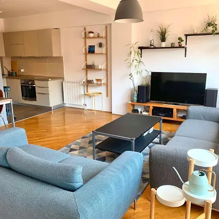 Modern On Perfect Location *