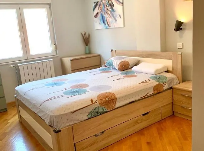 Modern On Perfect Location *